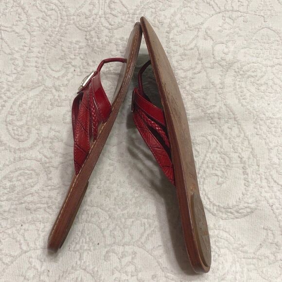 Brighton Sandals Flip Flops Size 7.5M Red Patent Leather with Rhinestone Design - Picture 5 of 7